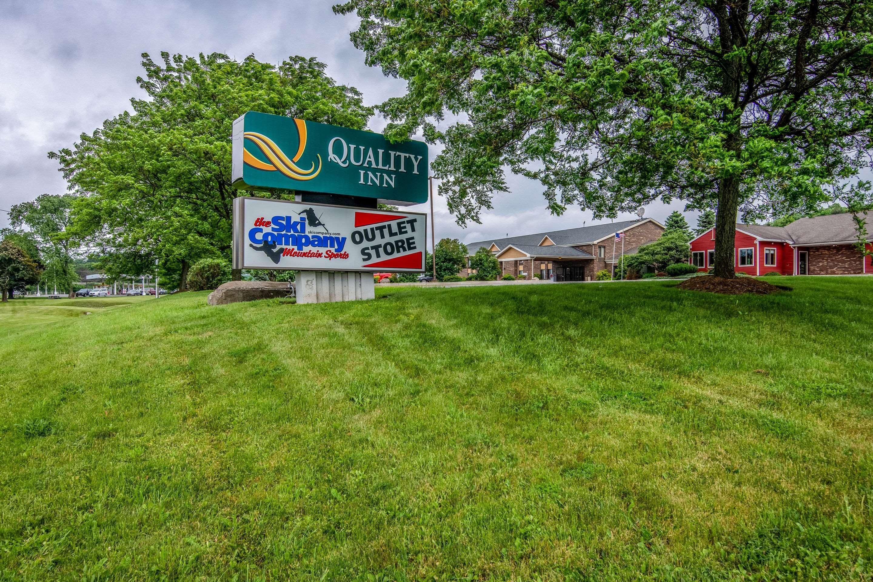 Quality Inn Tully I-81 Exterior photo